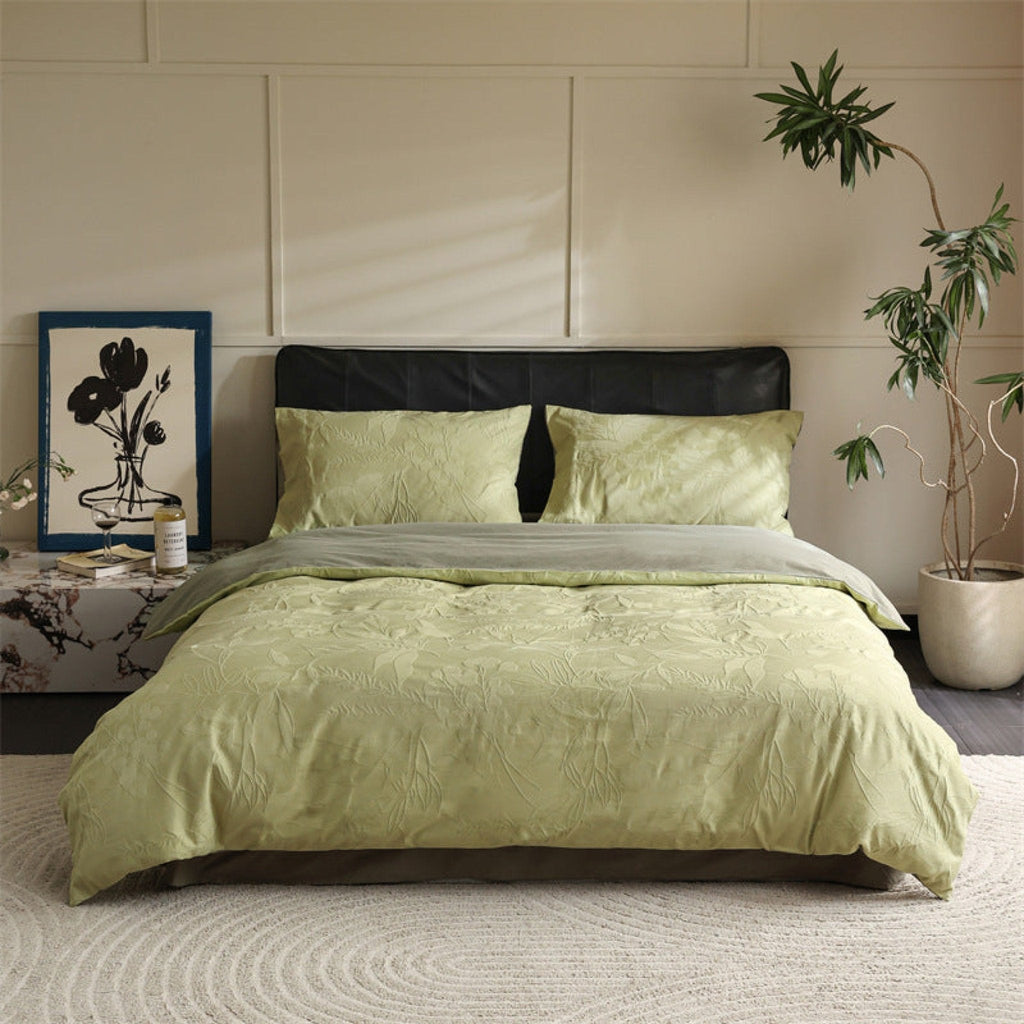 Hidden Garden Jacquard Floral Bedding Set / Moss Green