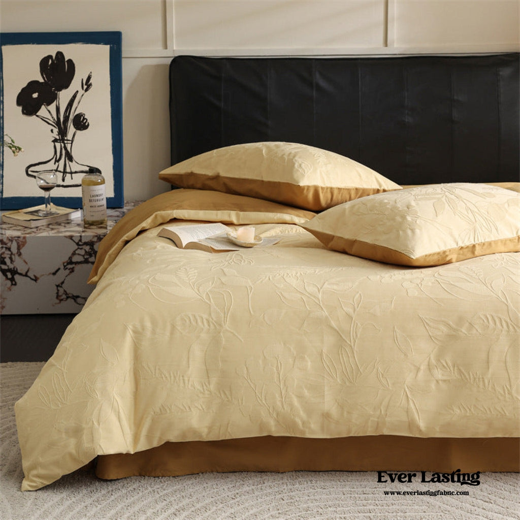 Hidden Garden Jacquard Floral Bedding Set / Moss Green