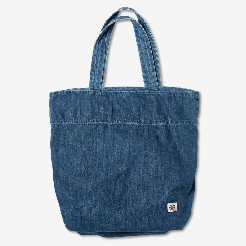 THE TOTE BAG