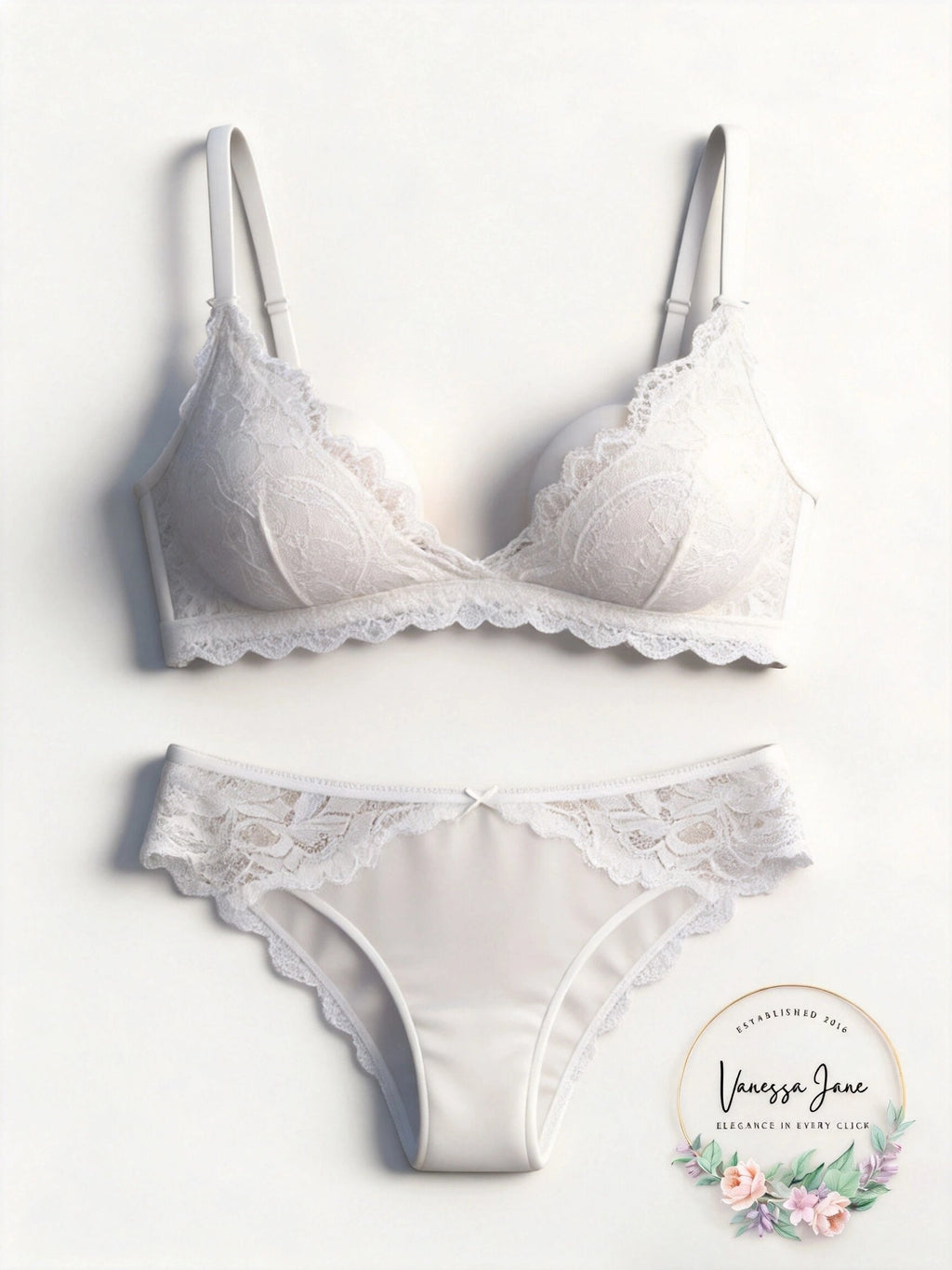 Monique Lhuillier X  Hanky Panky Intimates Beige Scalloped Trim Bralette Bra M
