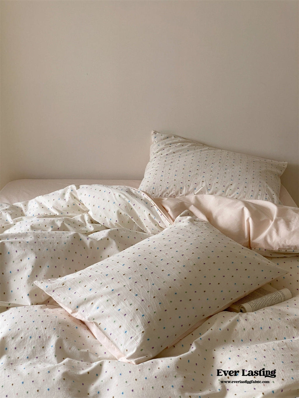 Iris Polka Dot Jacquard Bedding Set