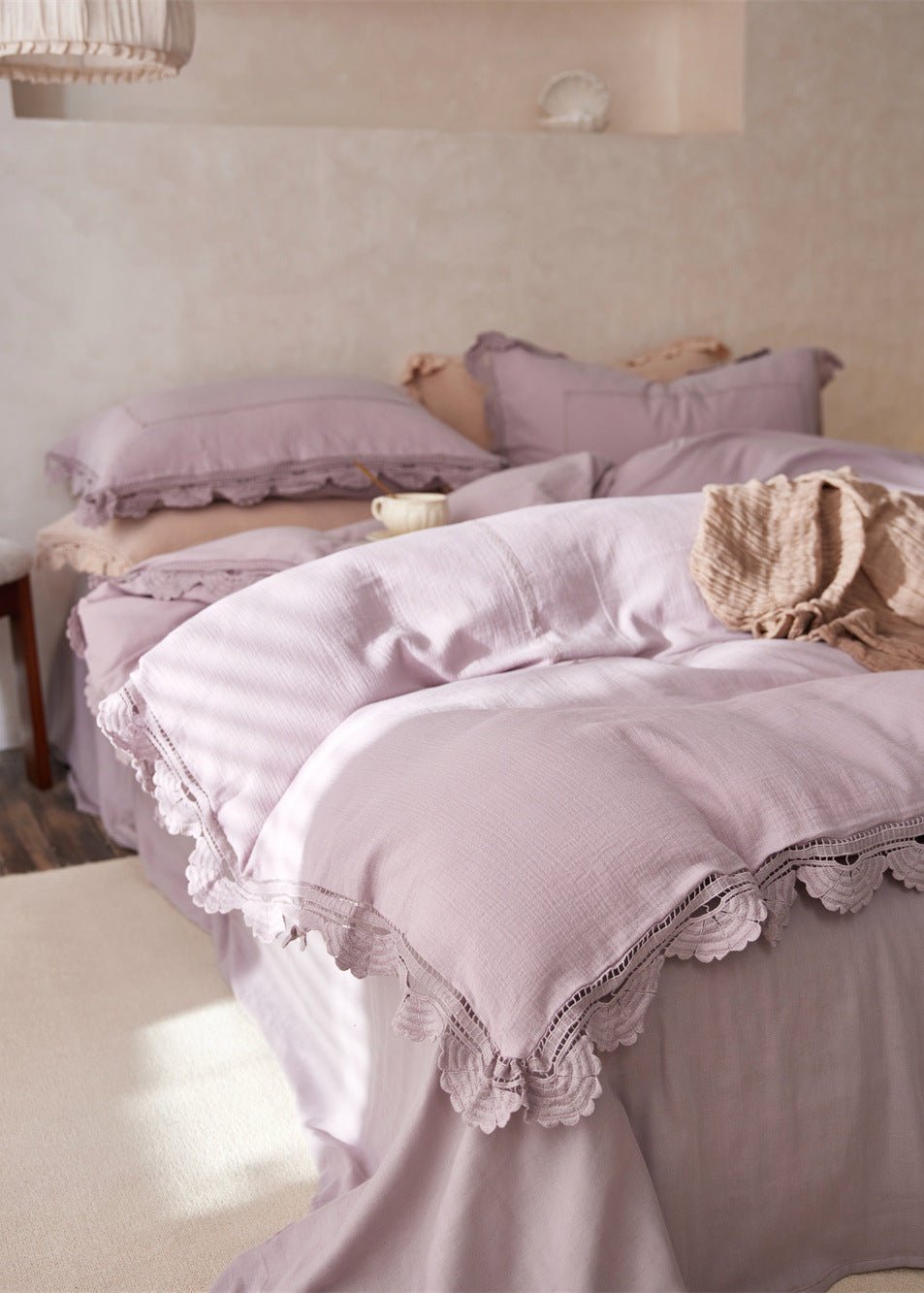 Isadora Lace Ruffle Double Gauze Bedding Set / Brown