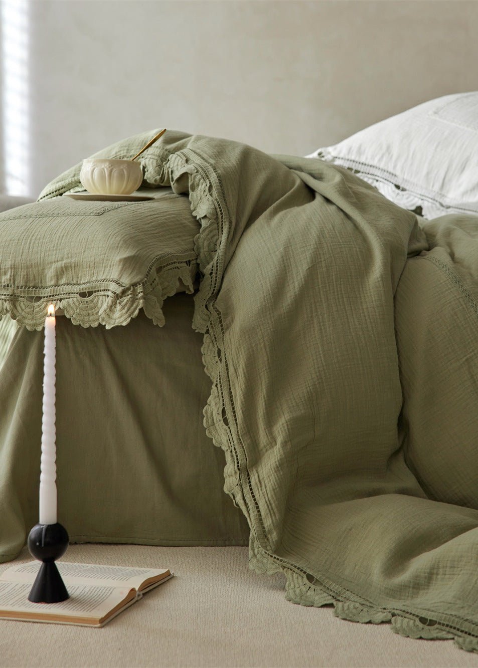 Isadora Lace Ruffle Double Gauze Bedding Set / Brown