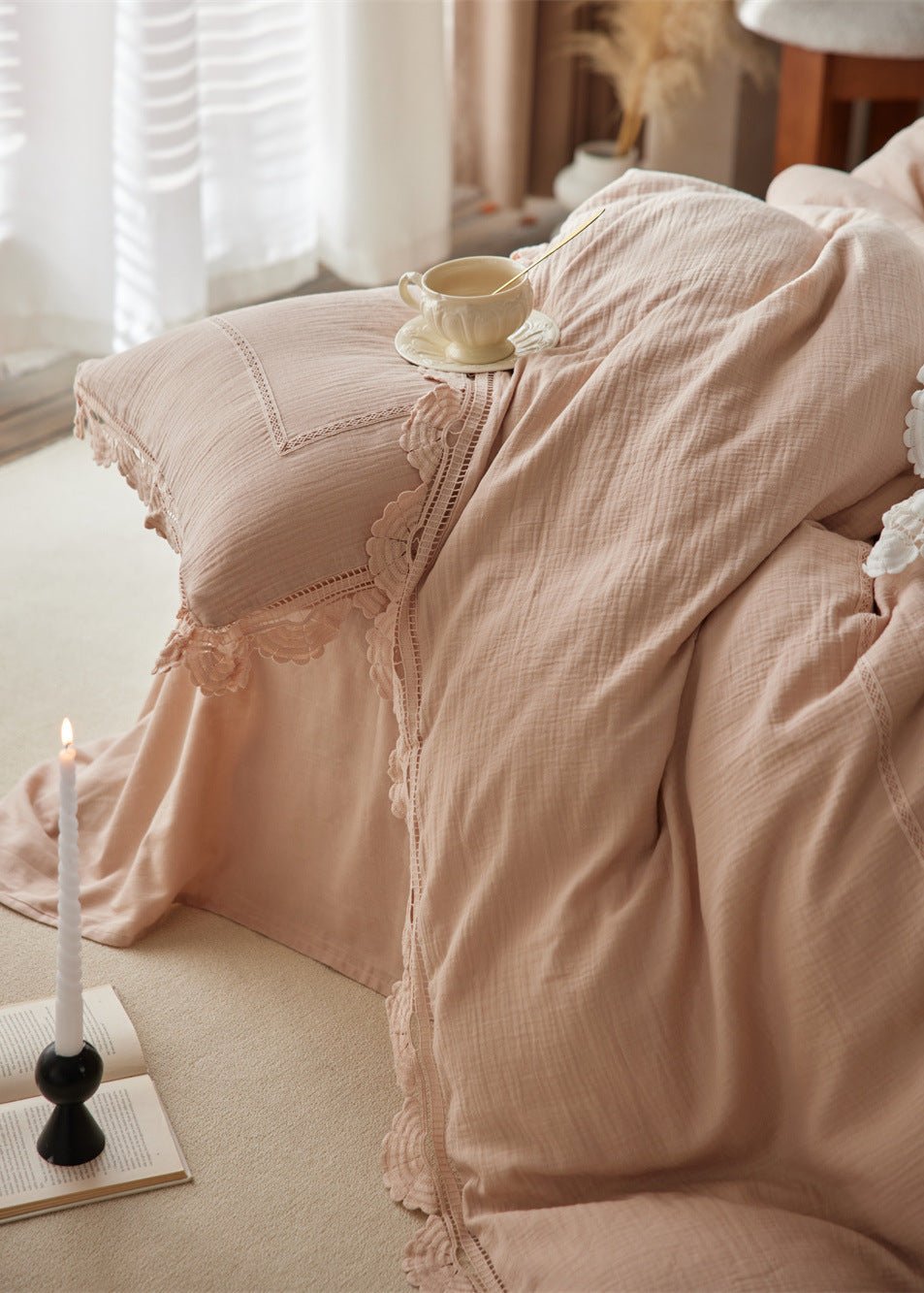 Isadora Lace Ruffle Double Gauze Bedding Set / Purple