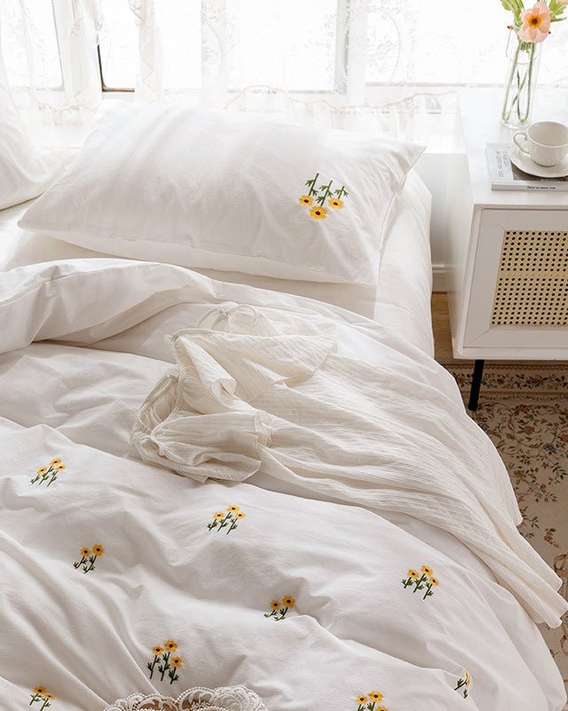 Isla White Floral Embroidered Bedding Set / Rainbow
