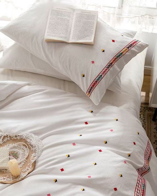 Isla White Floral Embroidered Bedding Set / Rainbow