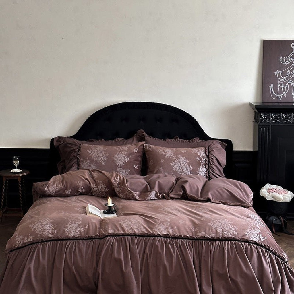 Jacquard Gilded Velvet Ruffled Bedding Set / Brown