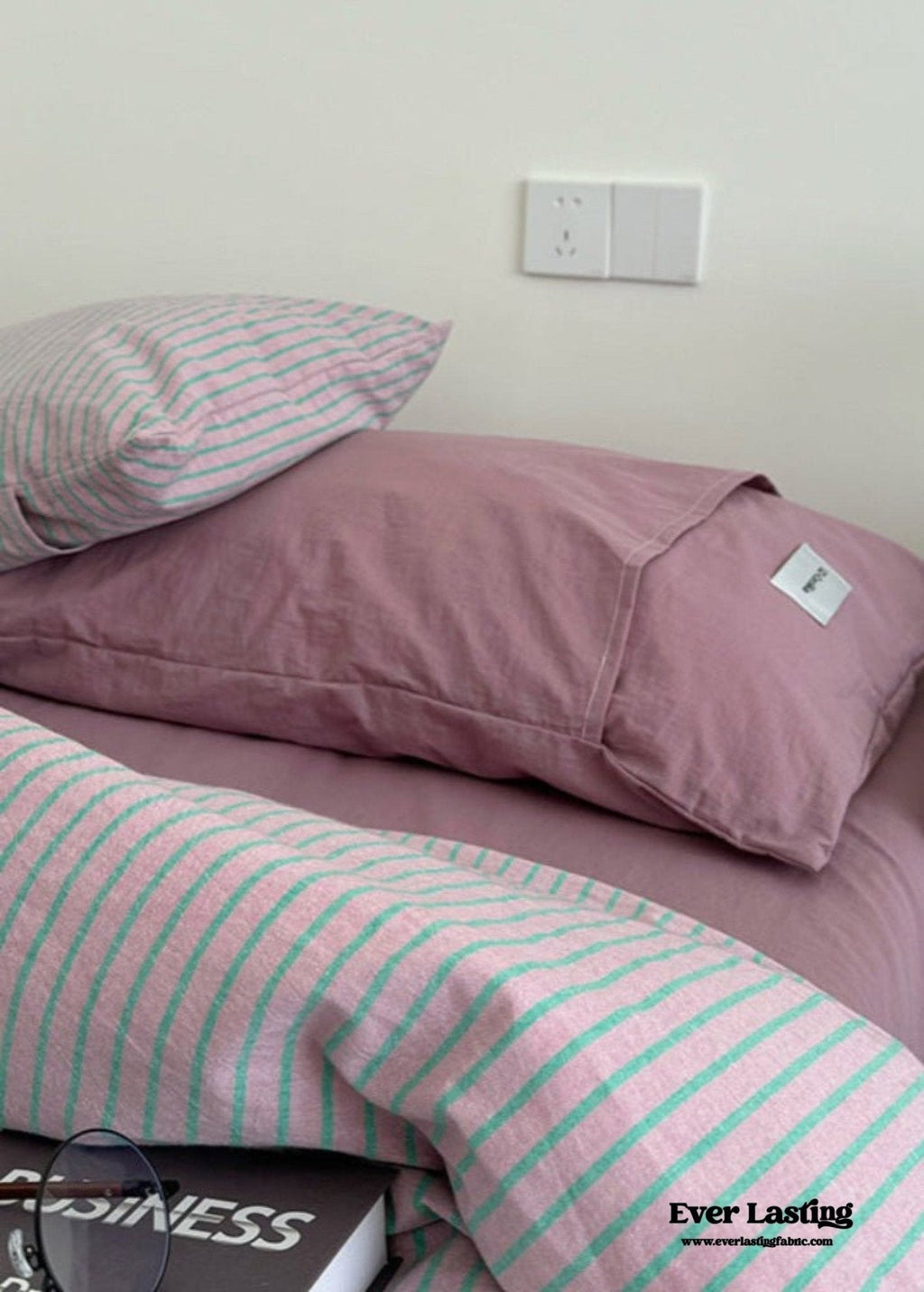 James Striped Bedding Set / Purple