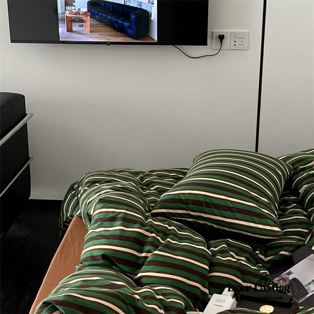 Jersey Knit Retro Stripe Bedding Set / Green + Brown