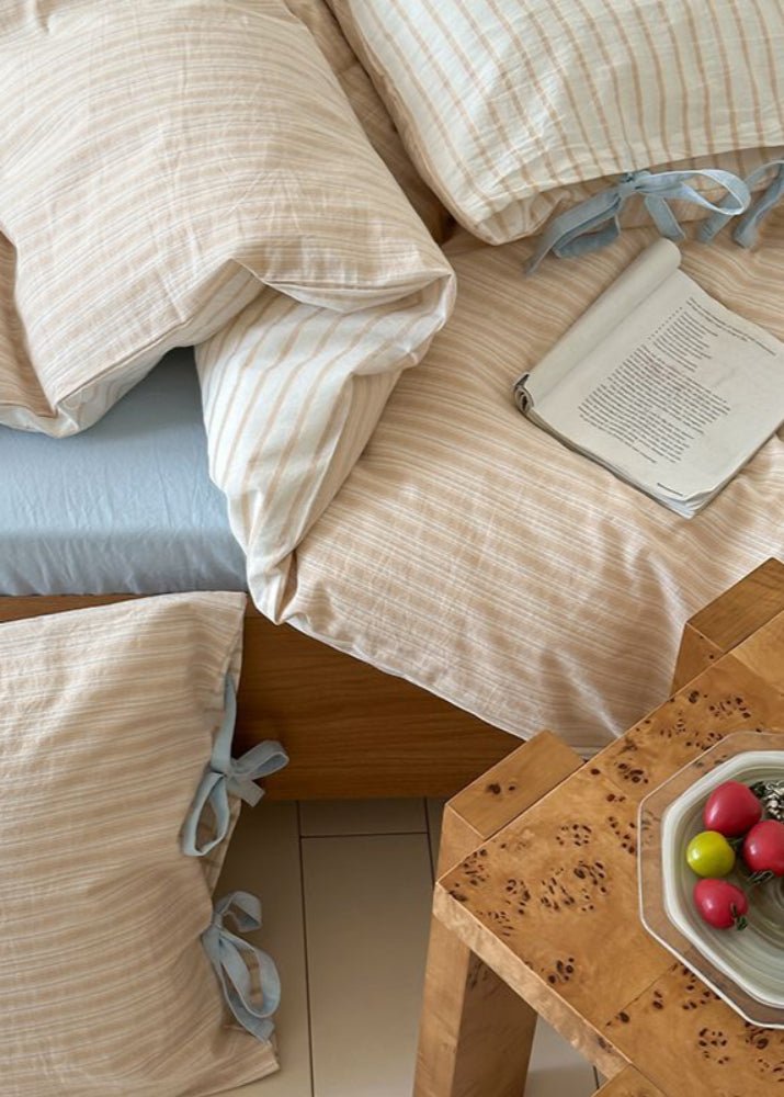 Josie Bow Tied Striped Bedding Set / Green