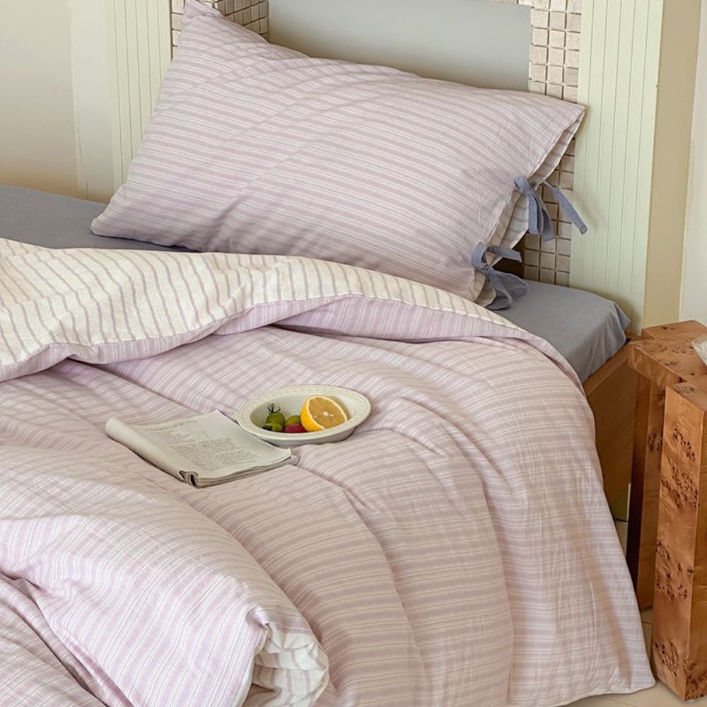 Josie Bow Tied Striped Bedding Set / Green