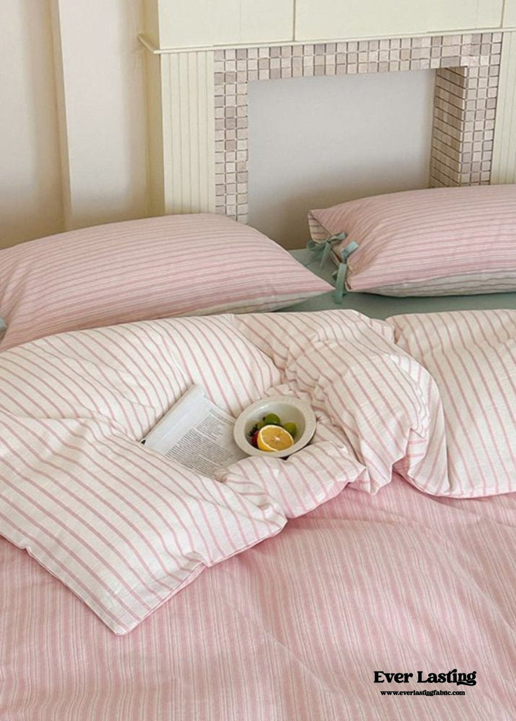 Josie Bow Tied Striped Bedding Set / Cream