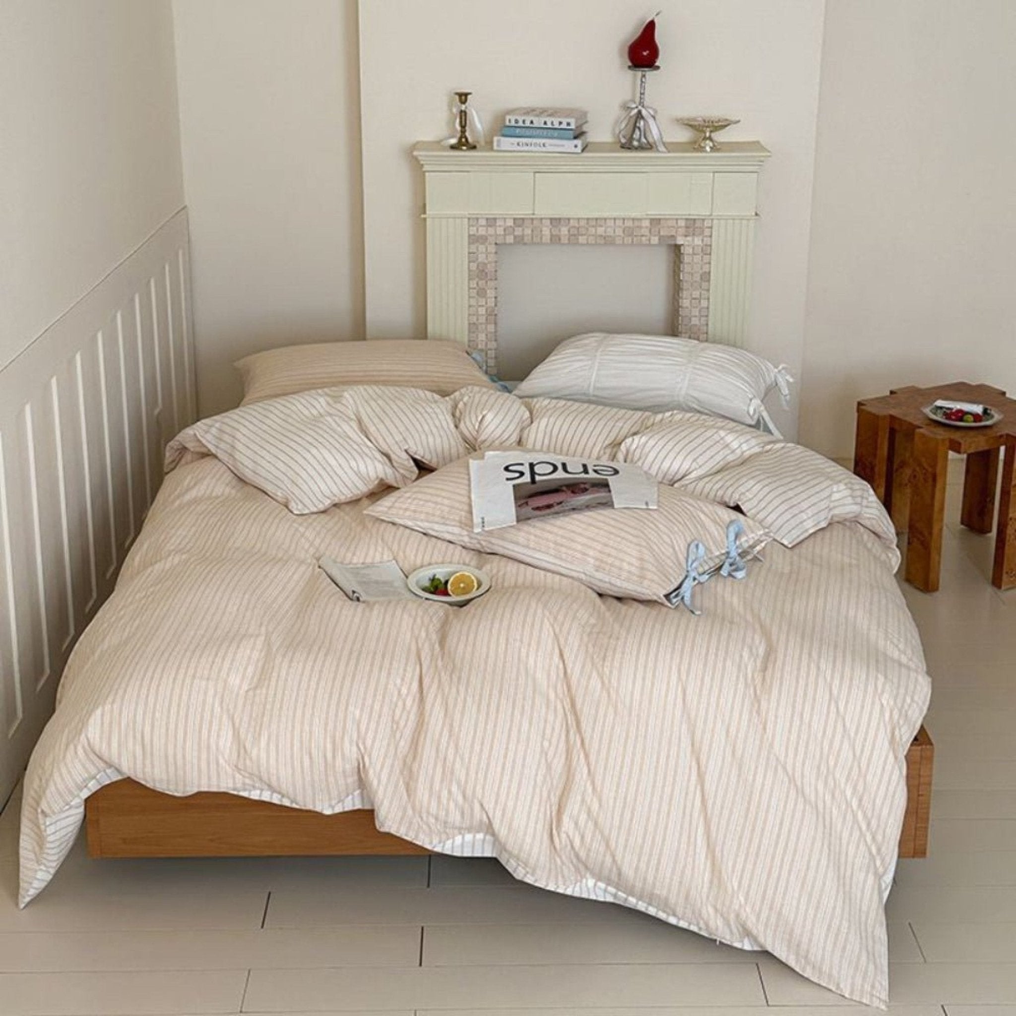 Josie Bow Tied Striped Bedding Set / Cream