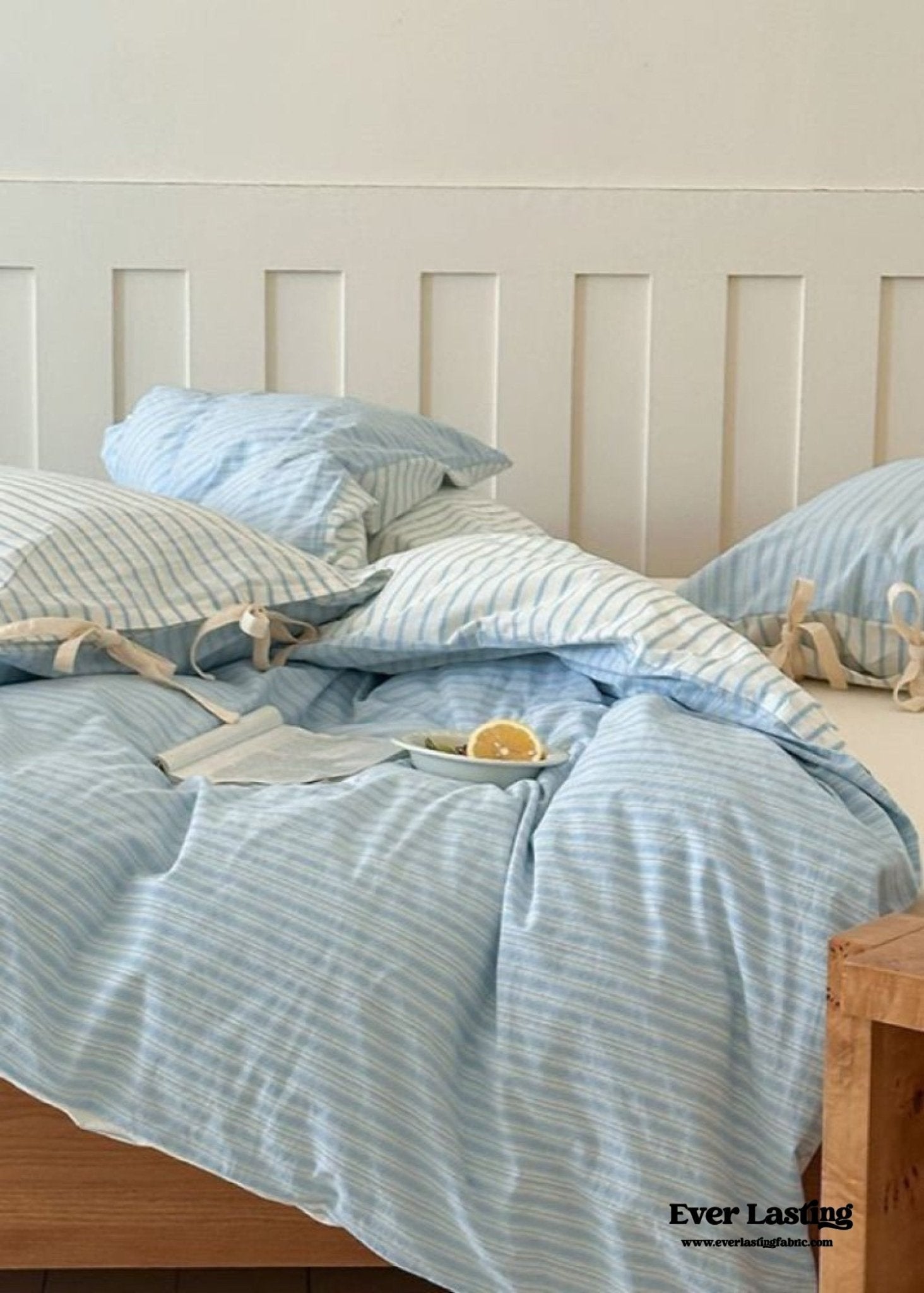 Josie Bow Tied Striped Bedding Set / Cream