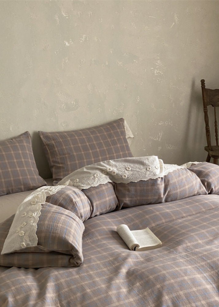 June Lace Double Gauze Gingham Bedding Set / Red