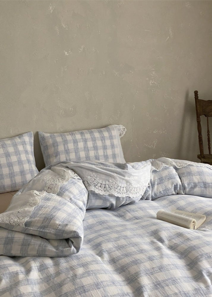June Lace Double Gauze Gingham Bedding Set / Red