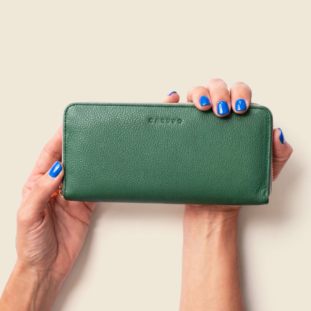 Large Zipper Wallet with Detachable Key Ring - Green