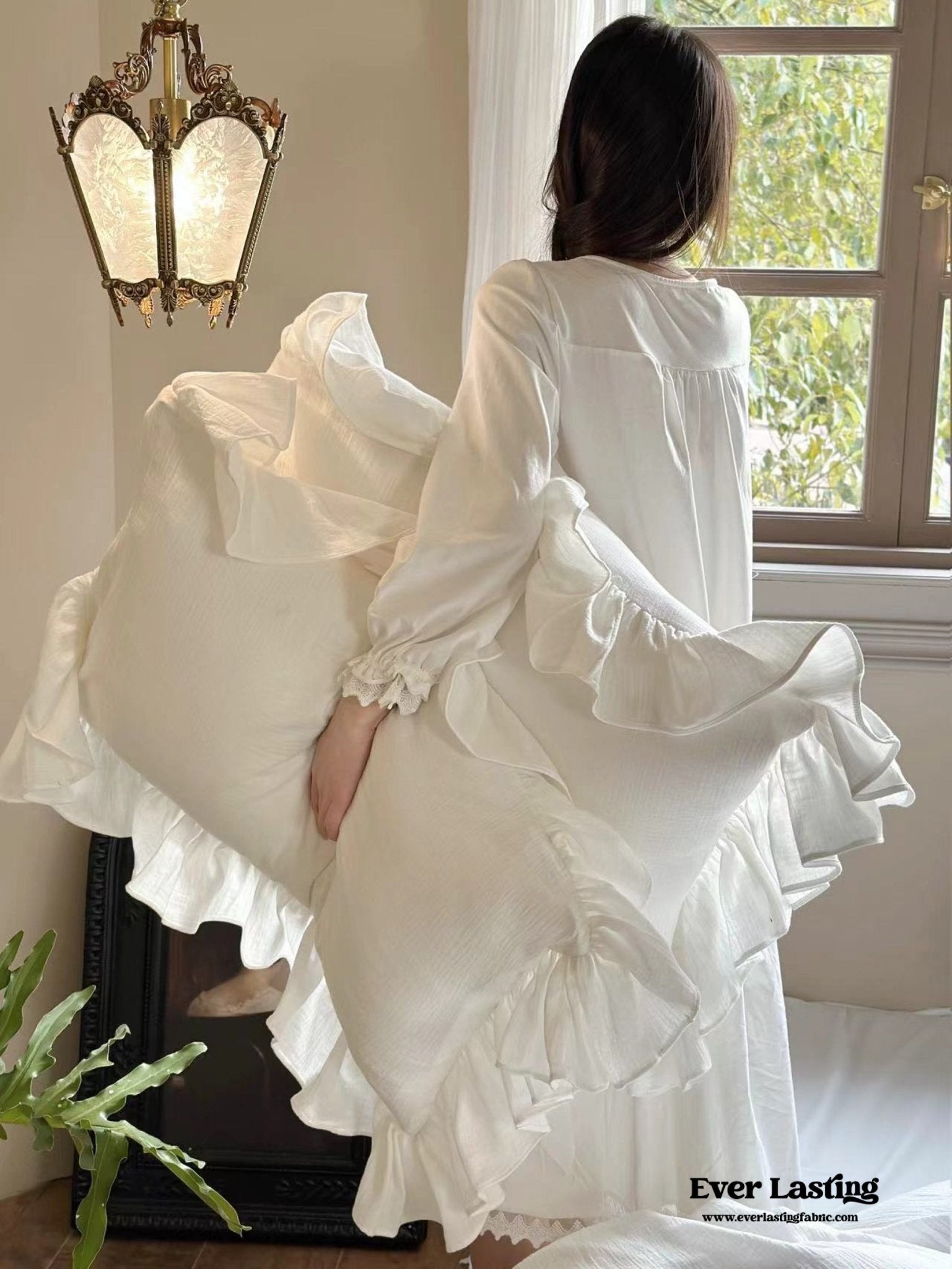 Liliane Elegant Ruffle Double Gauze Bedding Set / Hollow Out