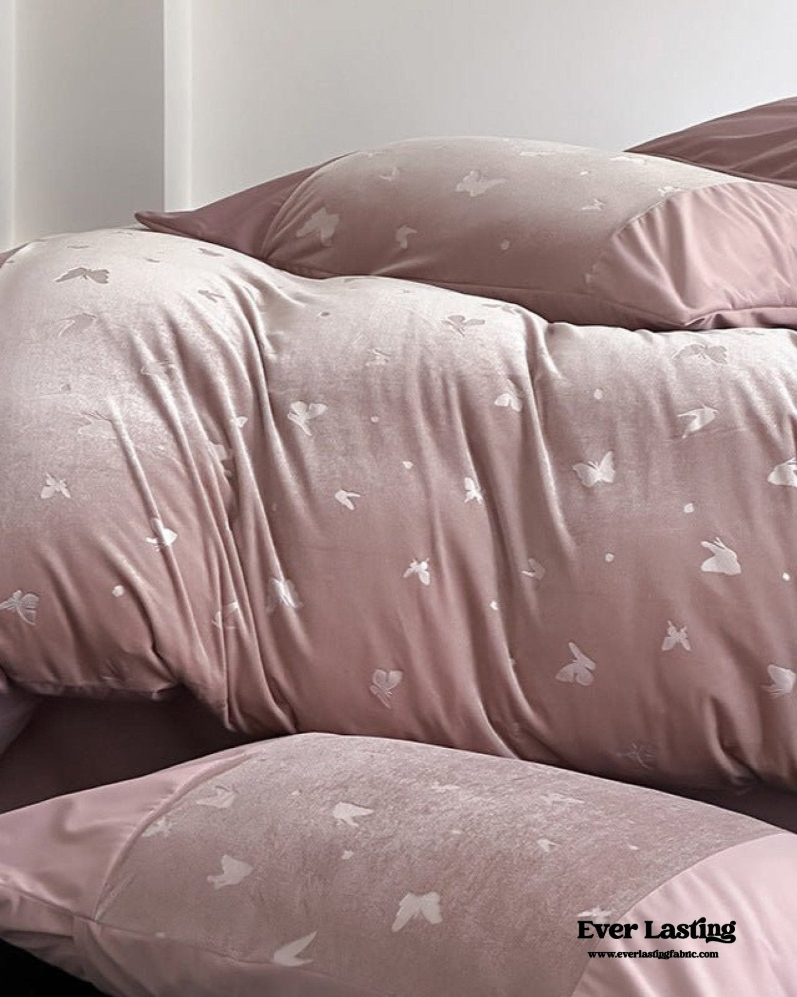 Lilou Velvet Butterfly Bedding Set / Pink Blush