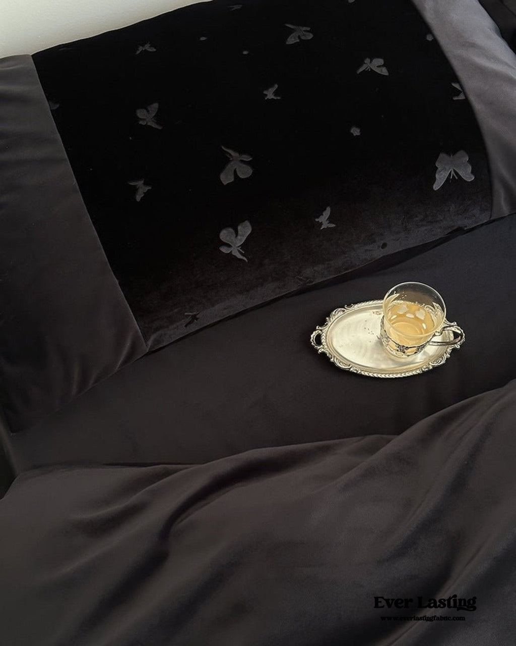 Lilou Velvet Butterfly Bedding Set / Pink Blush