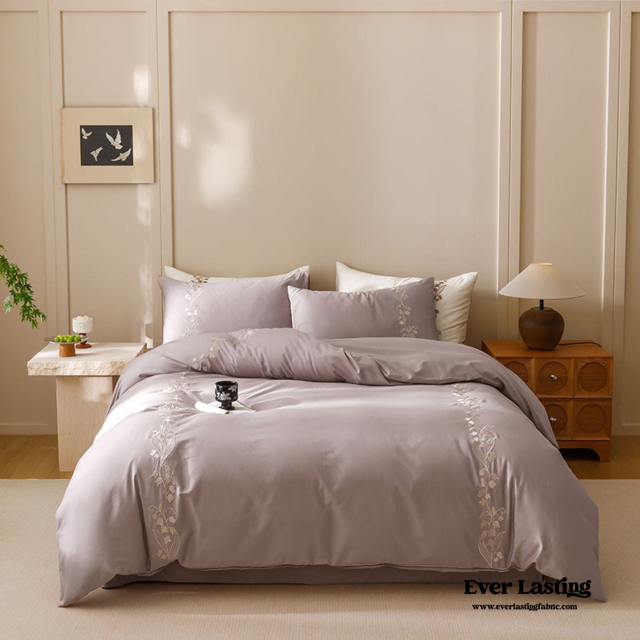 Lily of the Valley Embroidered Silky Bedding Set / Cream