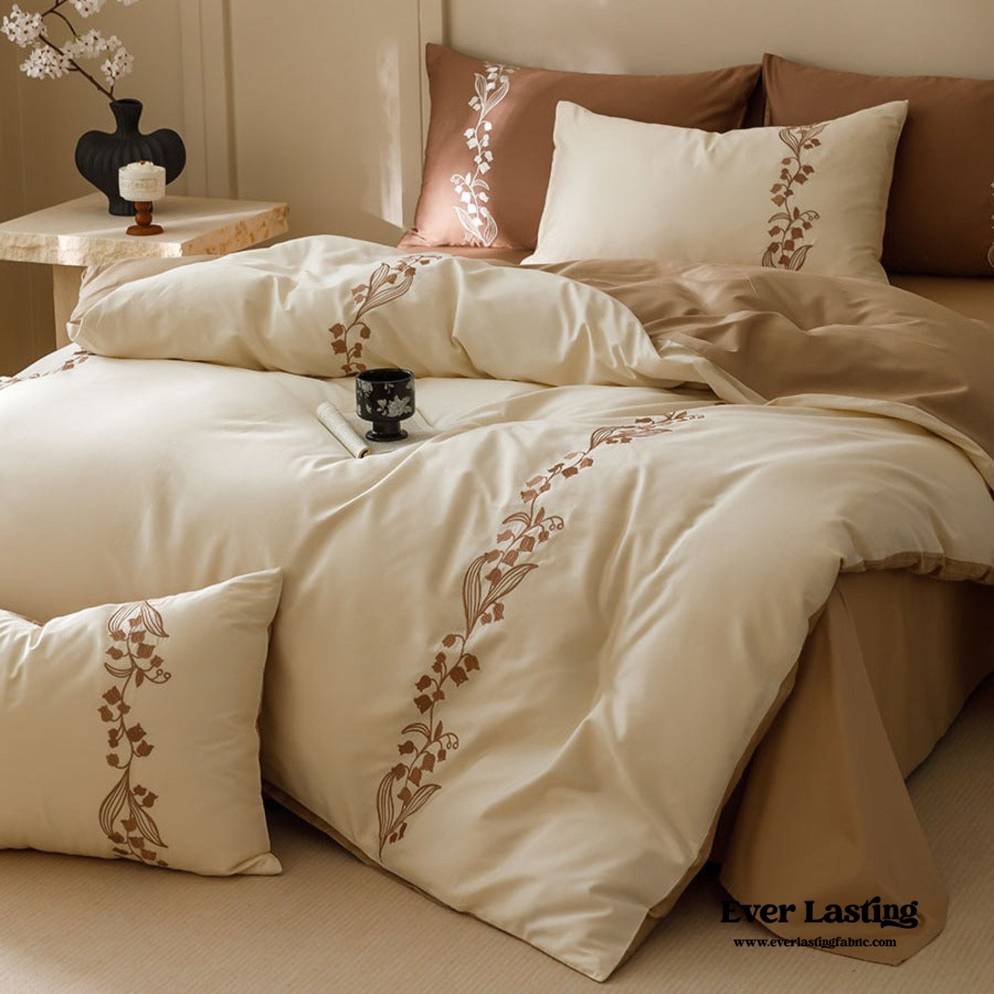 Lily of the Valley Embroidered Silky Bedding Set / Green