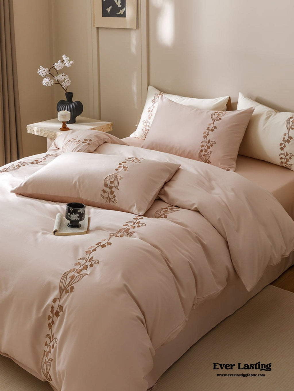 Lily of the Valley Embroidered Silky Bedding Set / Green