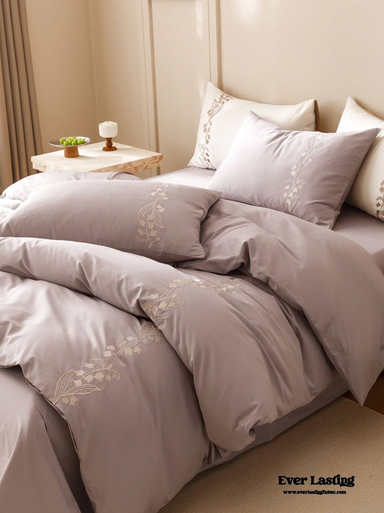 Lily of the Valley Embroidered Silky Bedding Set / Pink