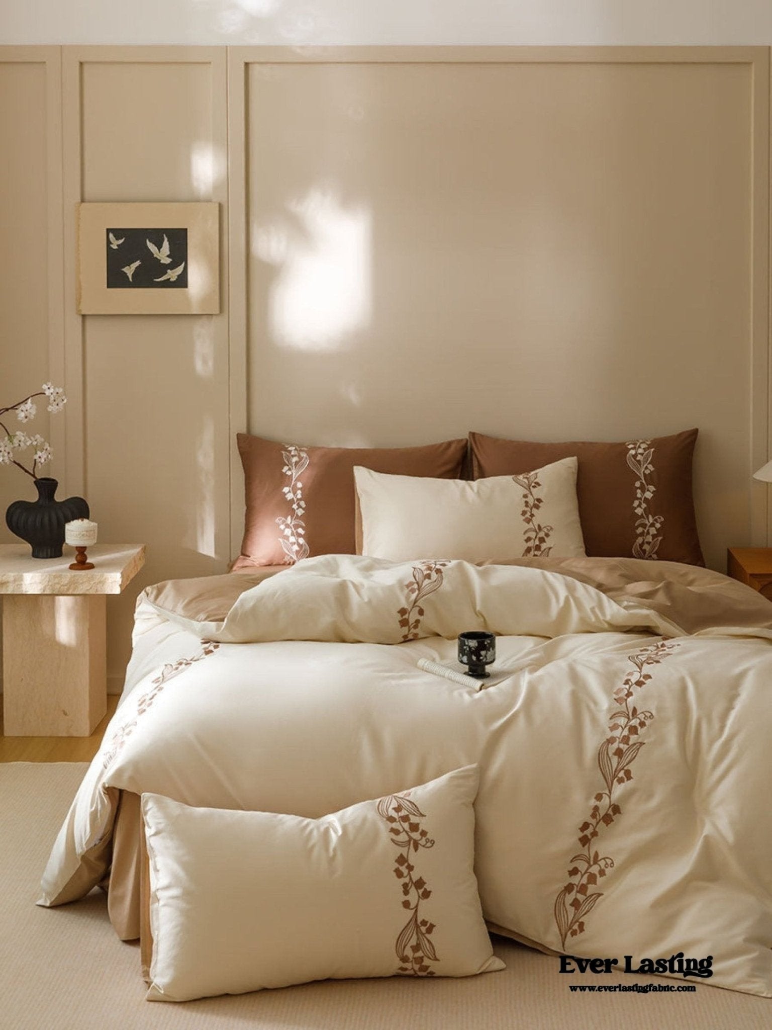 Lily of the Valley Embroidered Silky Bedding Set / Pink
