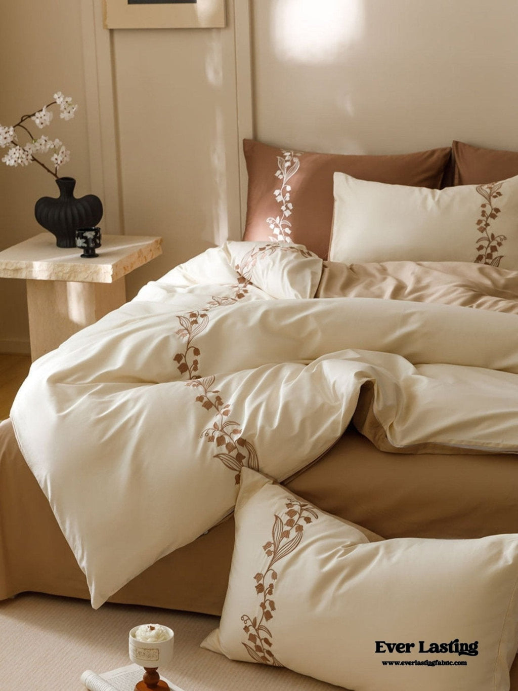 Lily of the Valley Embroidered Silky Bedding Set / Pink