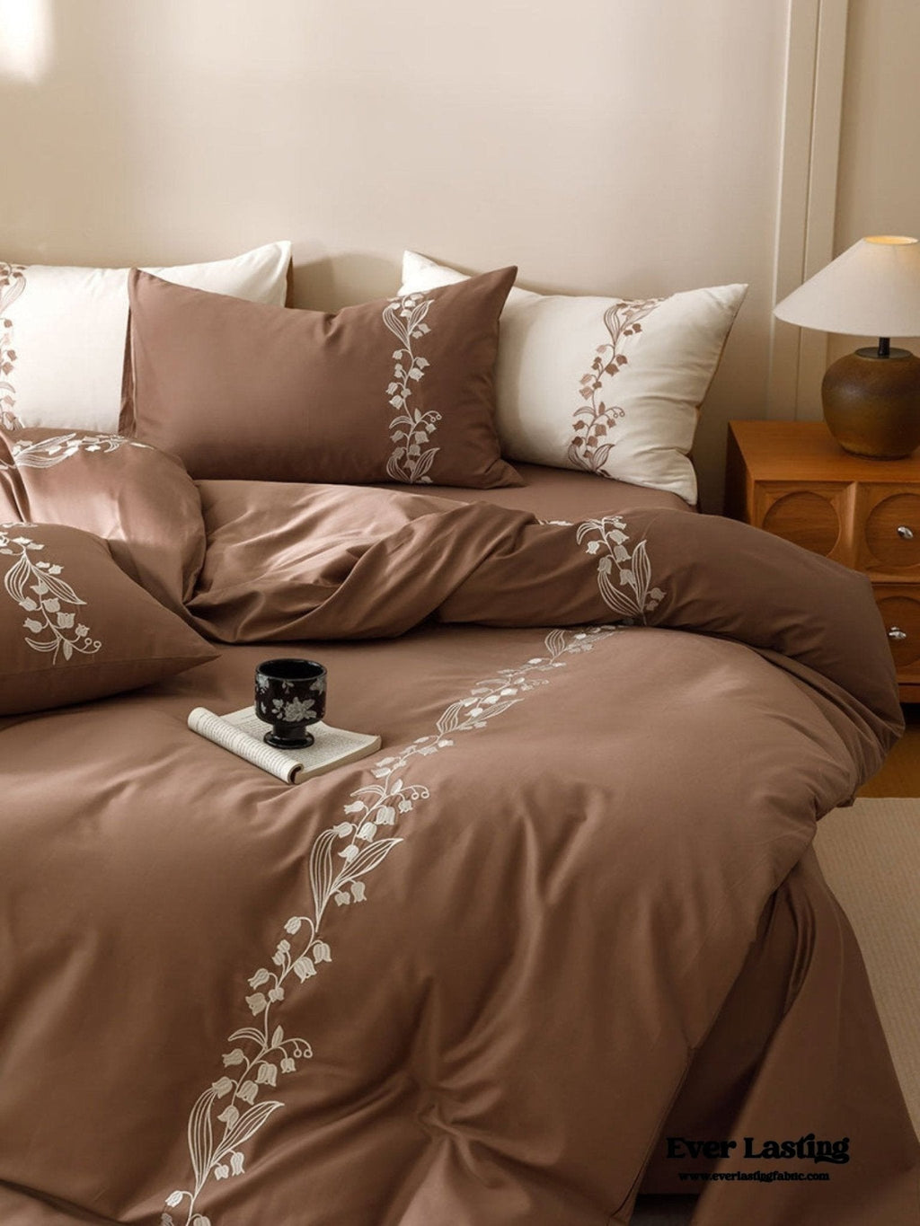 Lily of the Valley Embroidered Silky Bedding Set / Purple