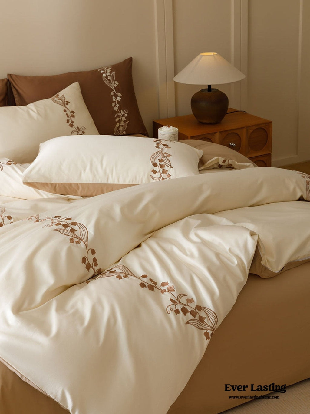 Lily of the Valley Embroidered Silky Bedding Set / Purple