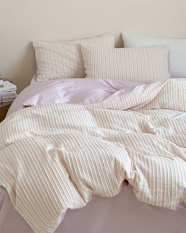 Logan Modern Pleated Striped Bedding Set / Pink (Final Sale)