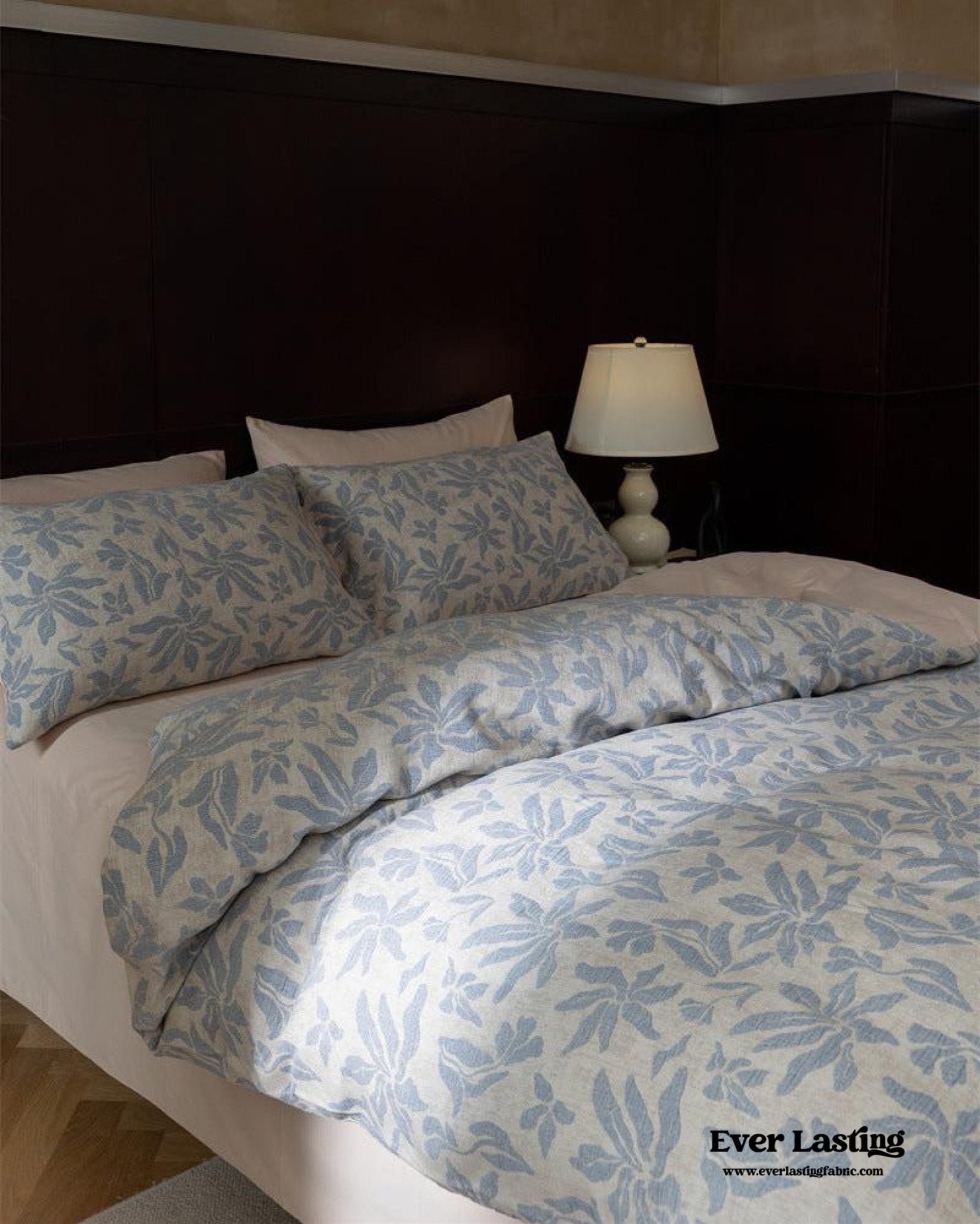 Lucien Silky Vintage Jacquard Bedding Set / Brown