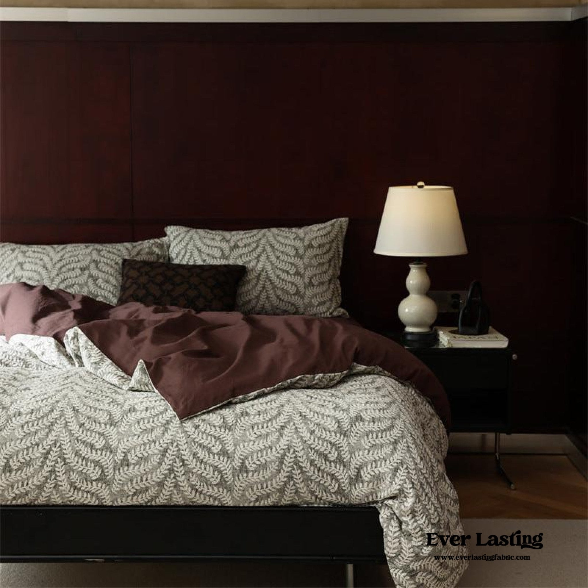 Lucien Silky Vintage Jacquard Bedding Set / Brown