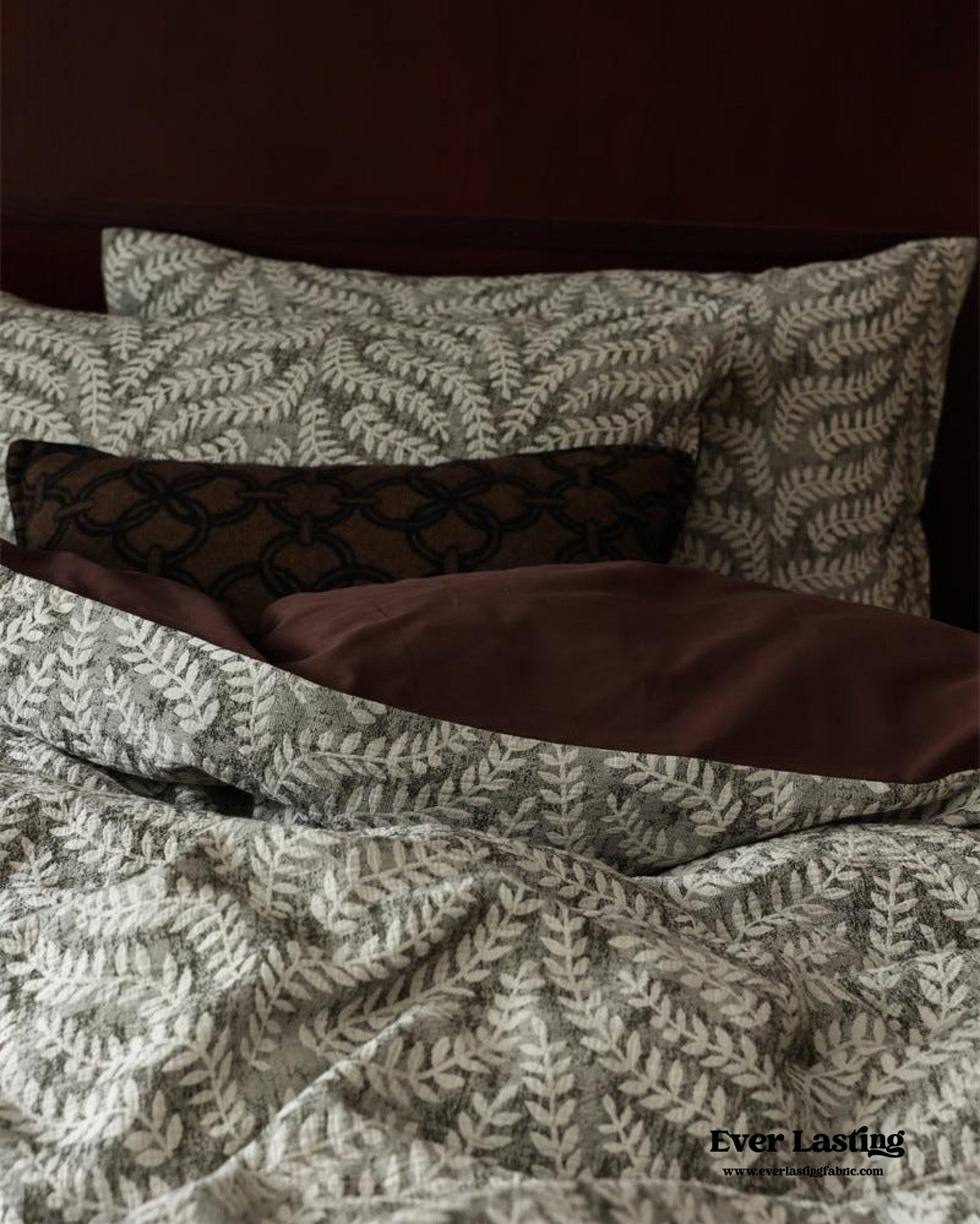 Lucien Silky Vintage Jacquard Bedding Set / Brown