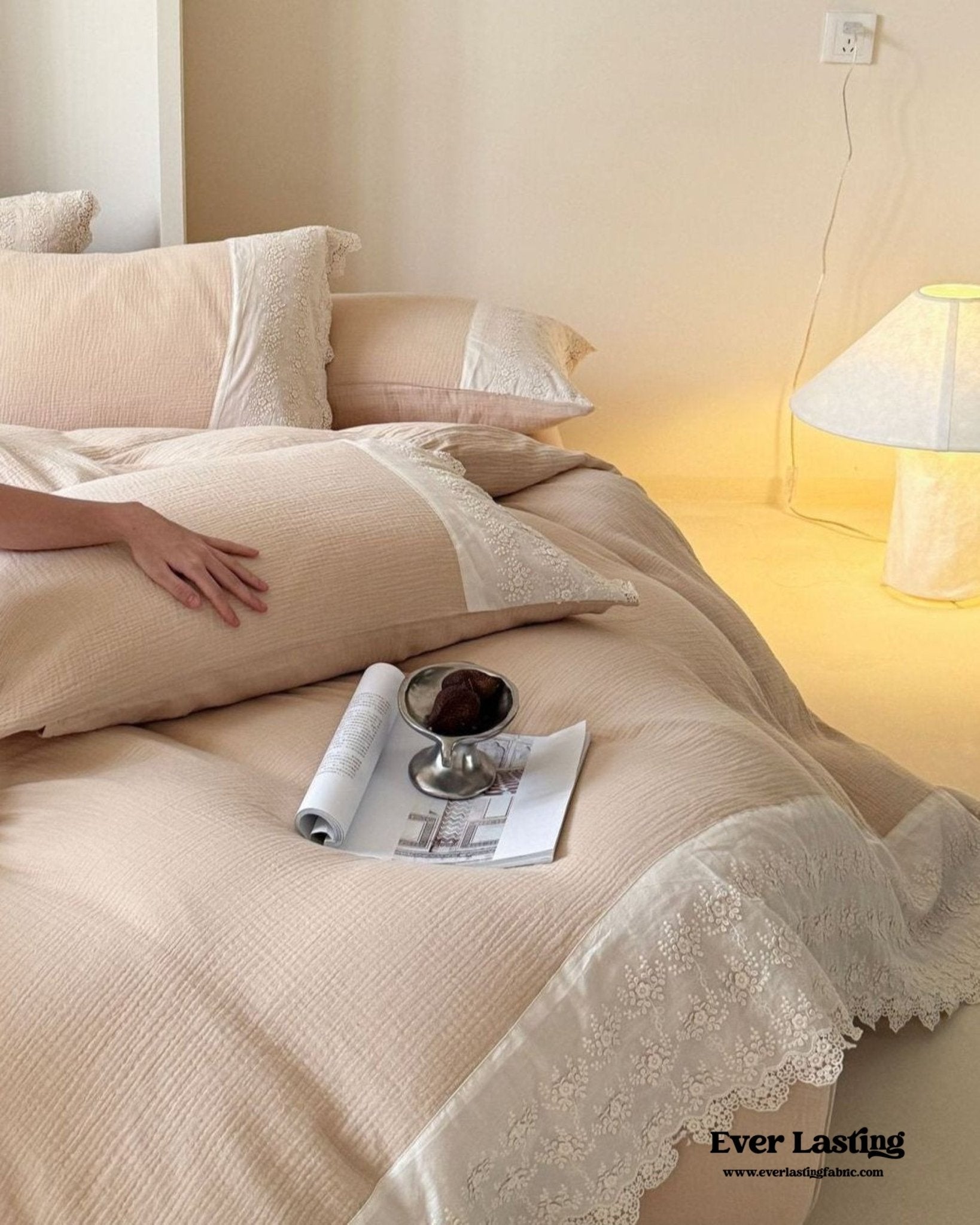 Margaux Lace Double Gauze Bedding Set / Beige Brown