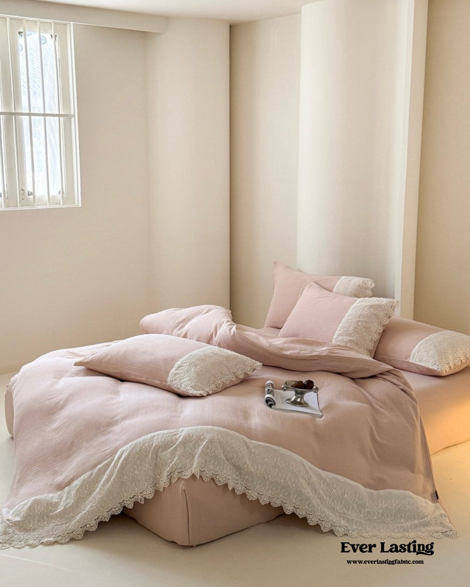 Margaux Lace Double Gauze Bedding Set / Beige Brown