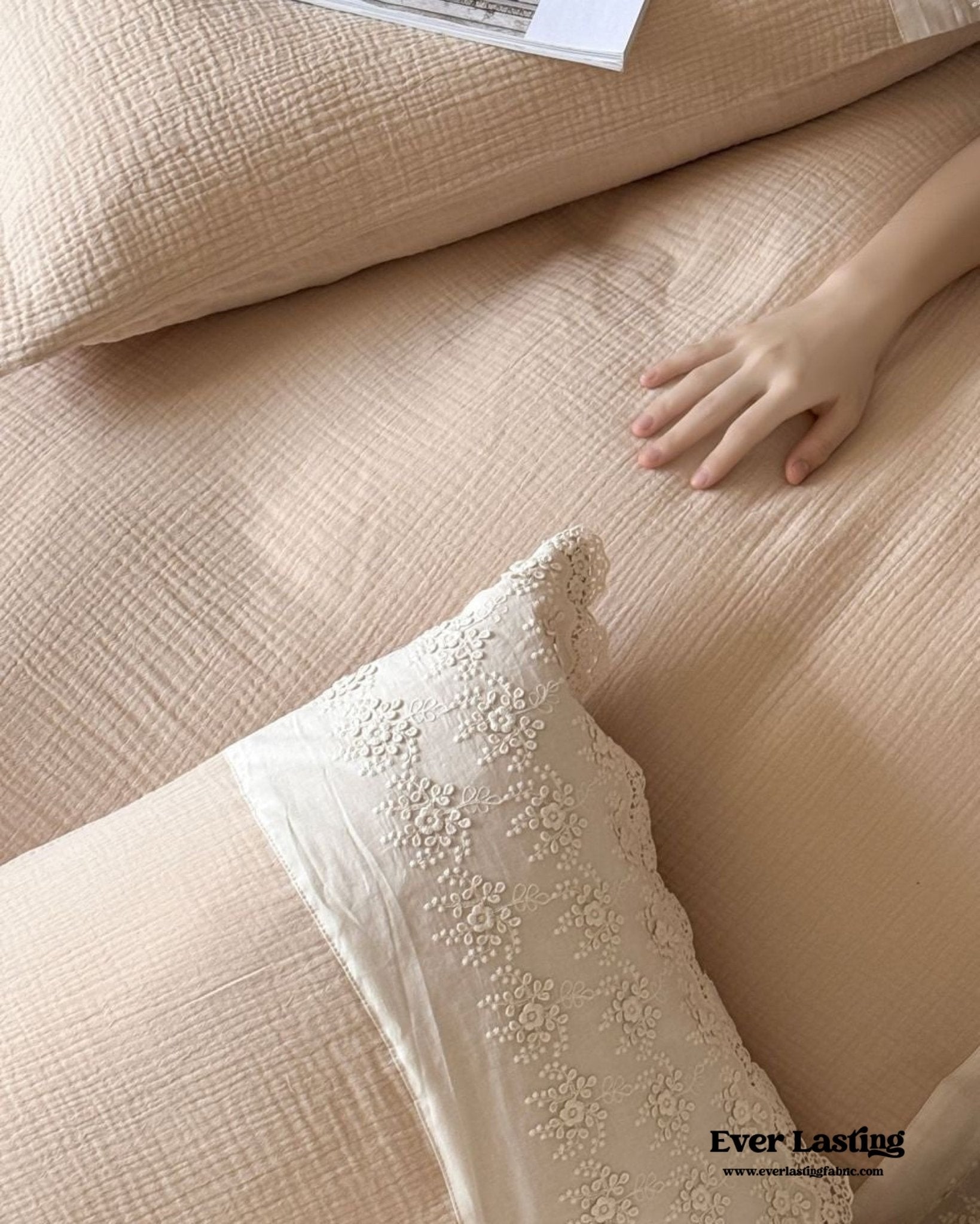 Margaux Lace Double Gauze Bedding Set / Beige Brown