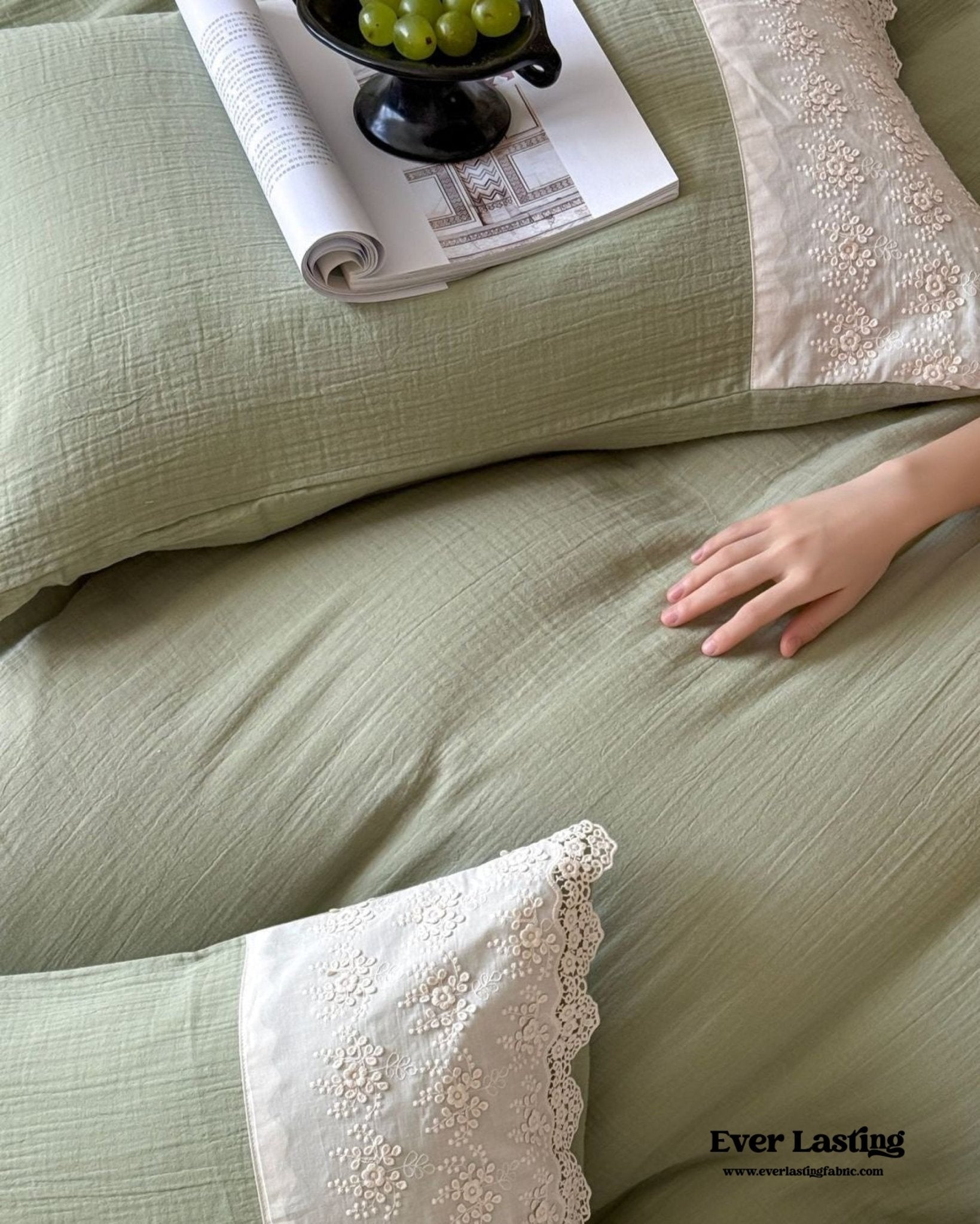 Margaux Lace Double Gauze Bedding Set / Chocolate Brown