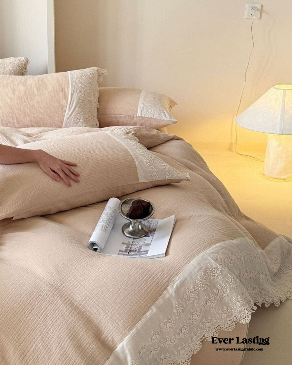 Margaux Lace Double Gauze Bedding Set / Pastel Pink