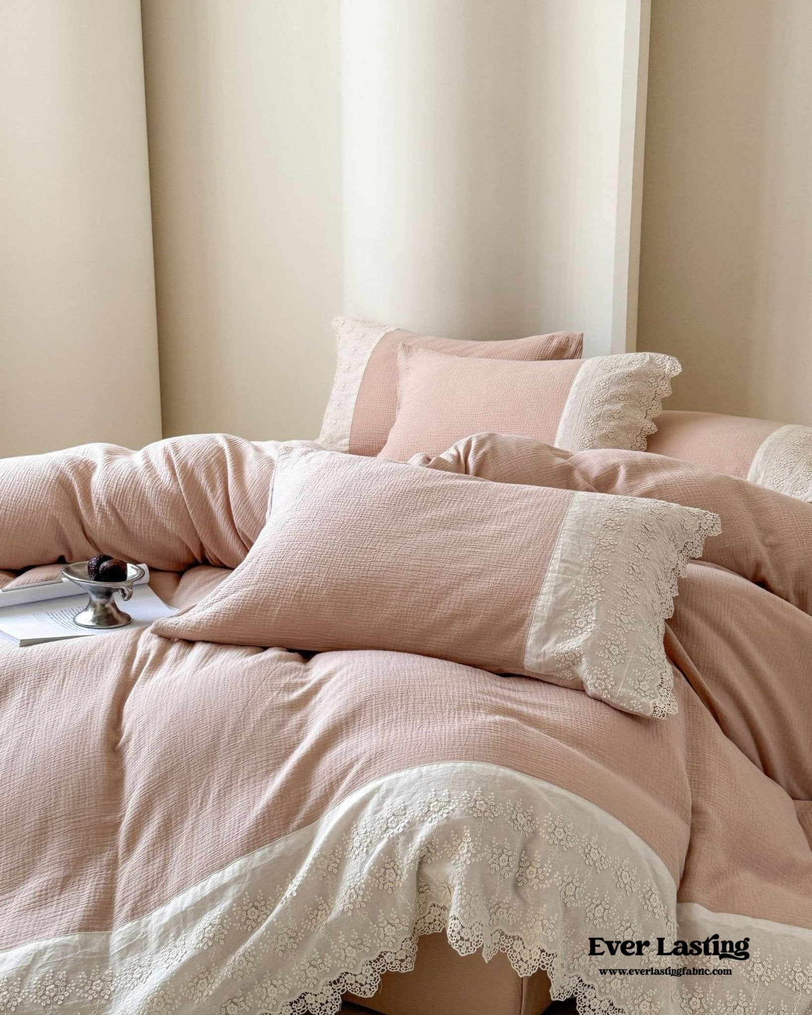 Margaux Lace Double Gauze Bedding Set / Sage Green