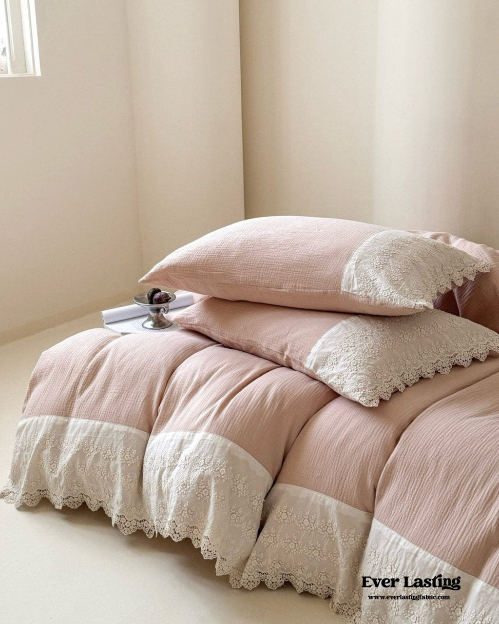 Margaux Lace Double Gauze Bedding Set / Sage Green