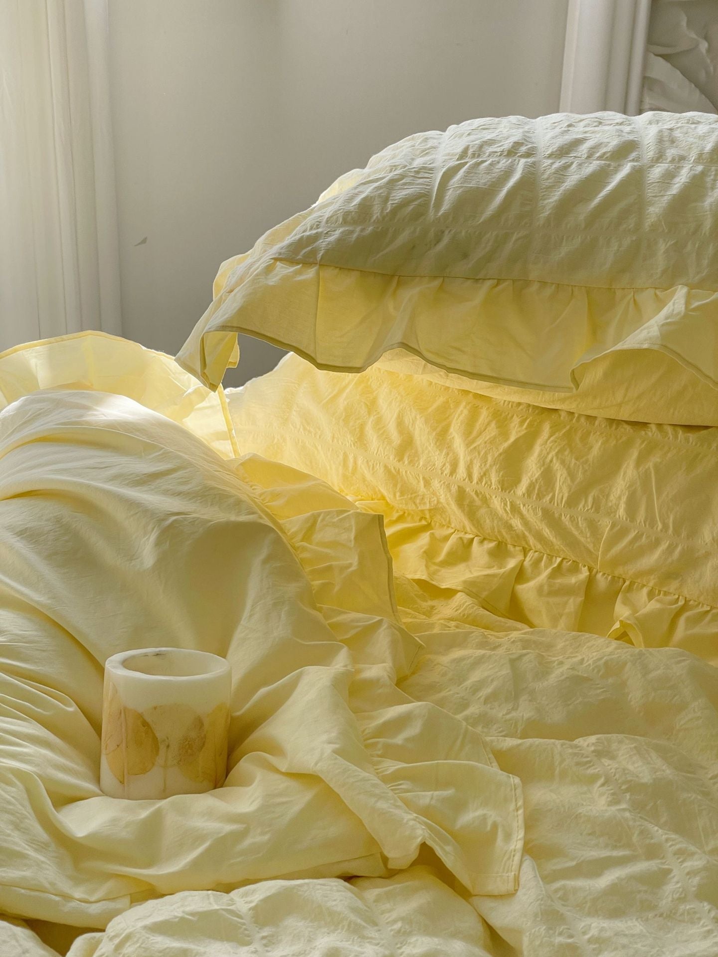 Marshmallow Puff Ruffle Bedding Set / Yellow