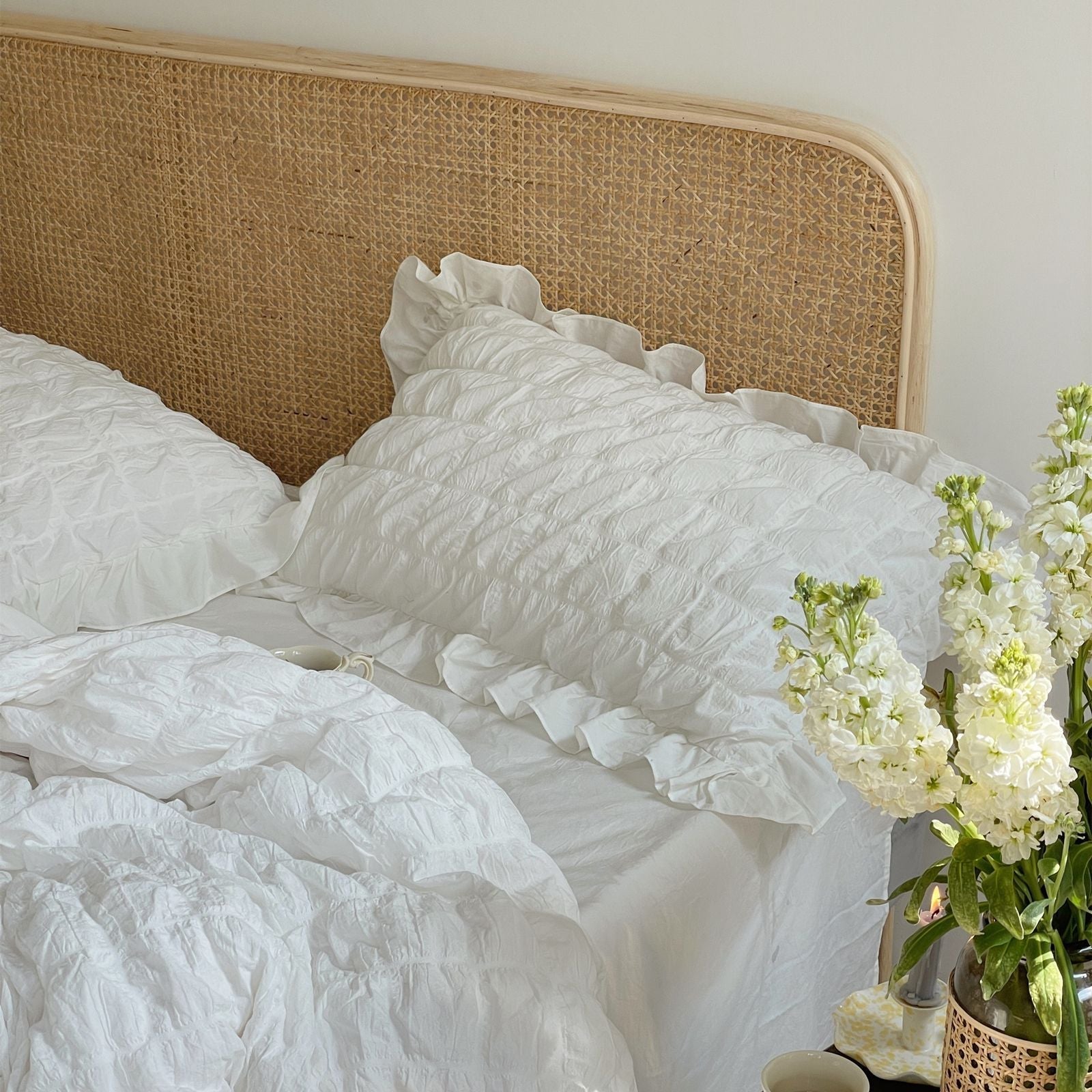 Marshmallow Puff Ruffle Bedding Set / Yellow