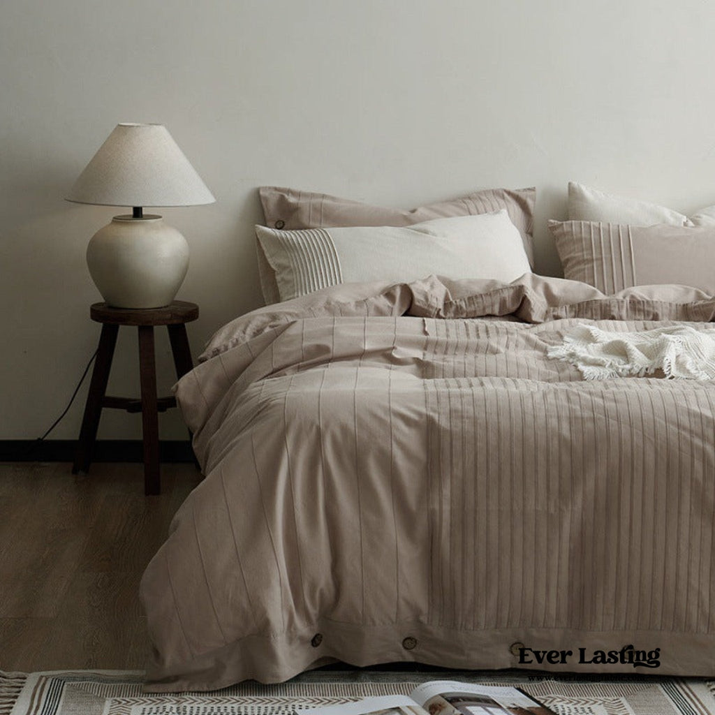 Milo Minimalist Solid Button Bedding Set / Pink