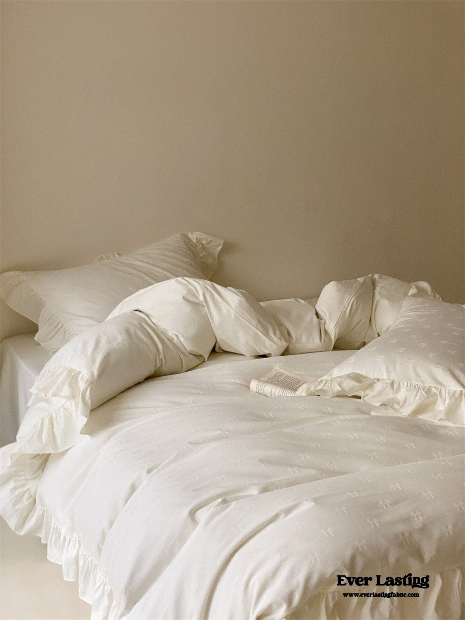Mimi Ribbon Ruffle White Bedding Set