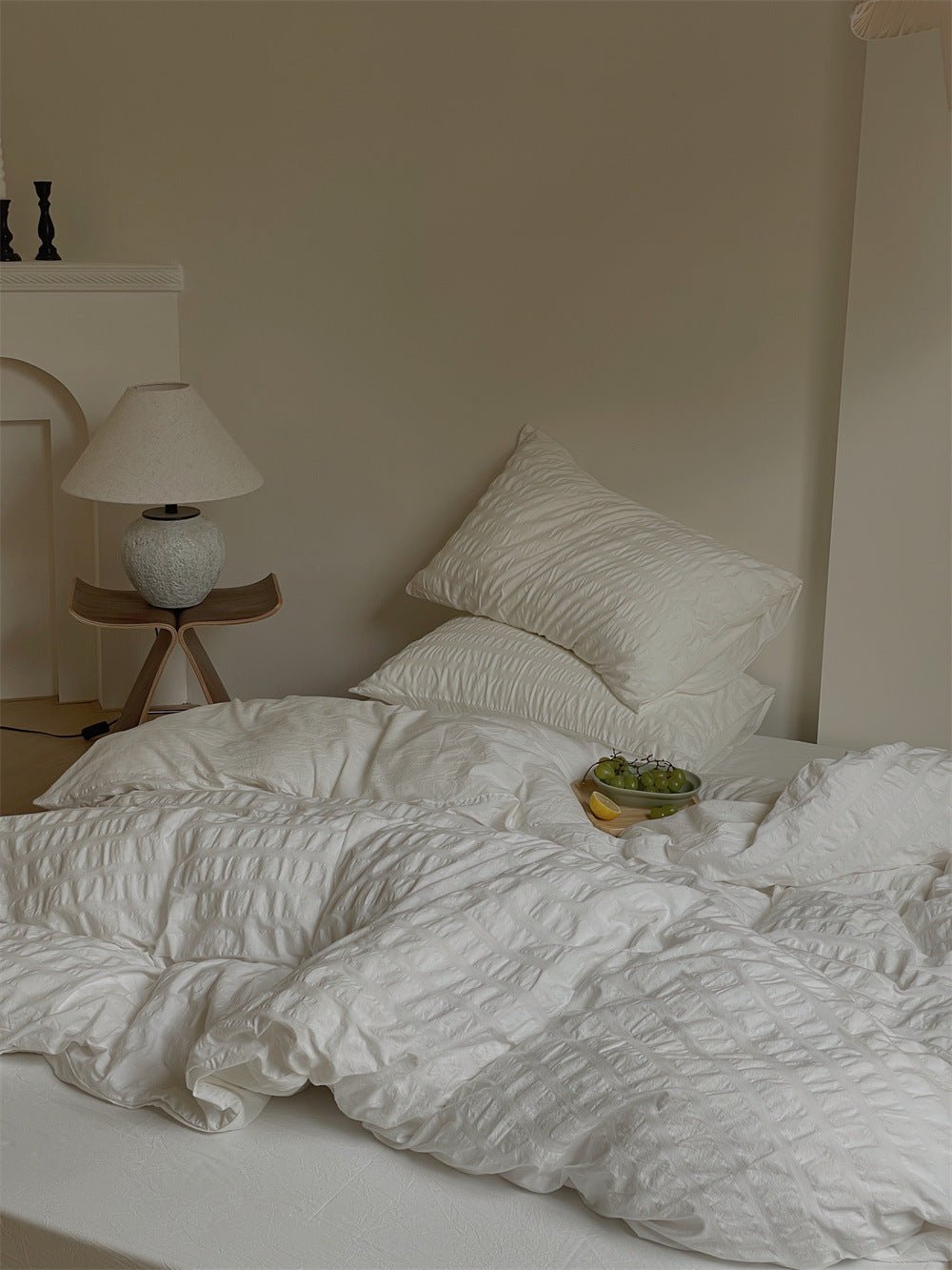 Minimal Bubble Textured Bedding Set / Beige