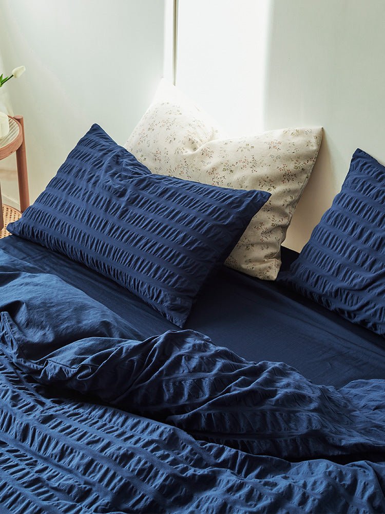 Minimal Bubble Textured Bedding Set / White