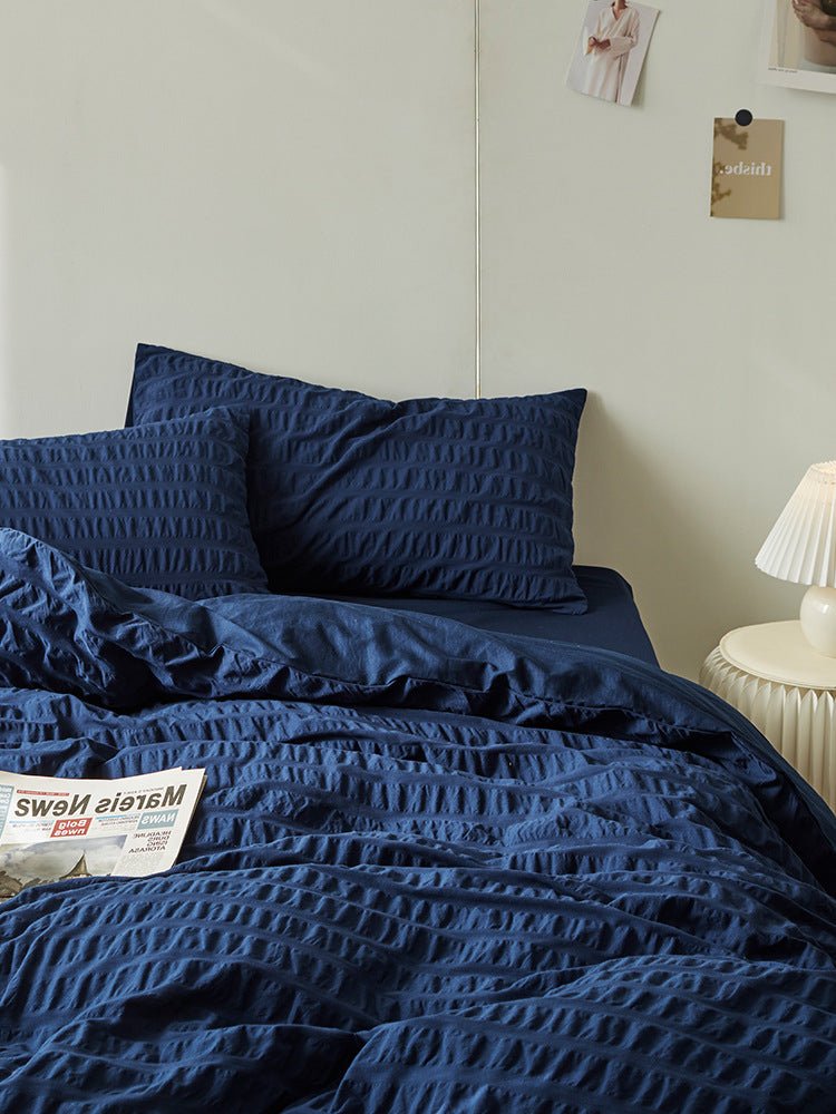 Minimal Bubble Textured Bedding Set / White
